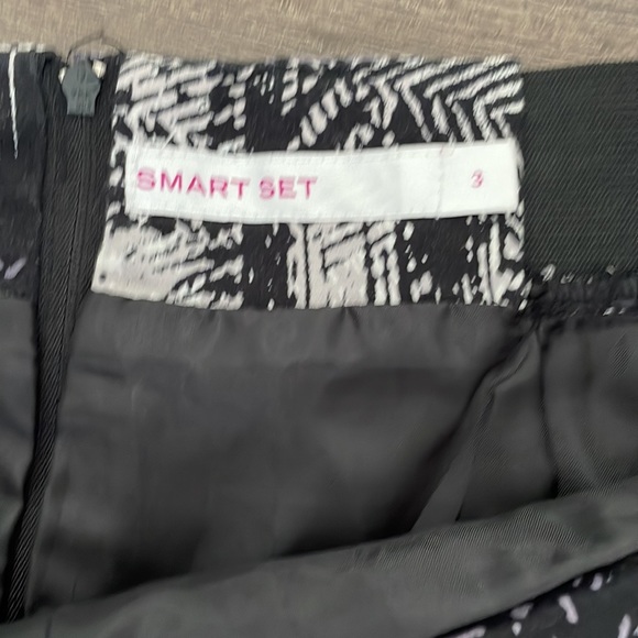 Mini printed skirt - Picture 2 of 3